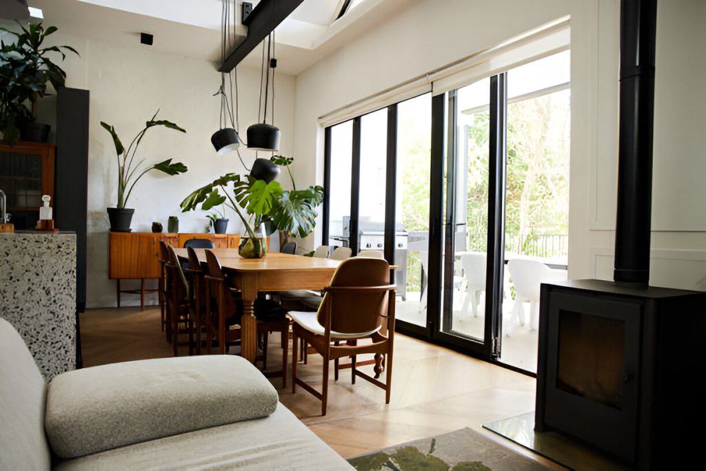 sliding door